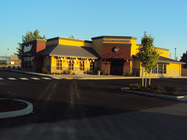Pizza Hut: Finished Project, Site Design Pizza Hut, Lebanon, OR (2011)